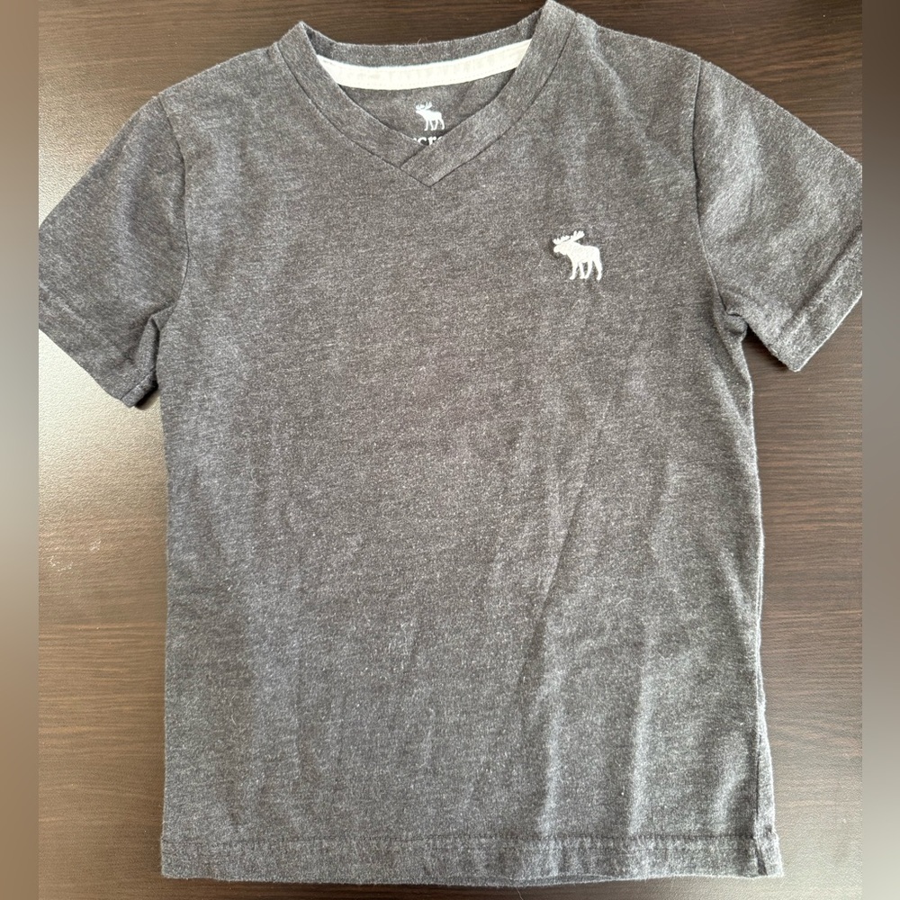 Abercrombie Kids Gray Short Sleeve Tee